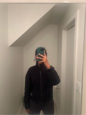 Black Gymshark Sherpa Jacket XS